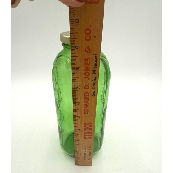Vintage Embossed Green Glass Refrigerator Water Bottle Gold Metal Lid 32 Oz Lid - Picture 10 of 11